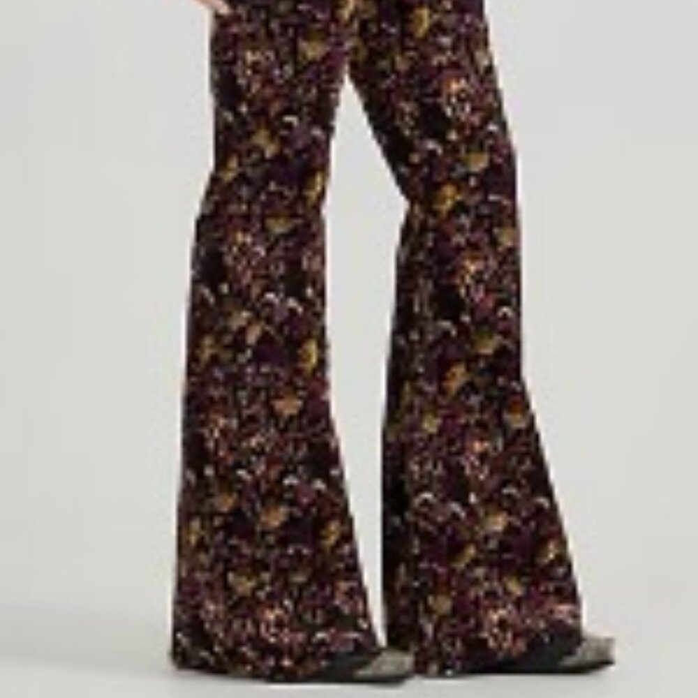Women's Wrangler® Corduroy High Rise Fierce Flare Jean